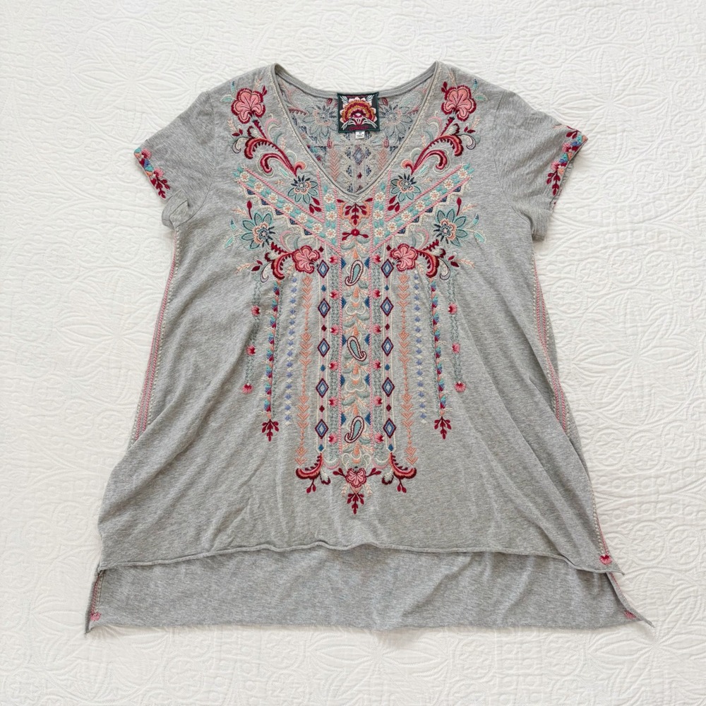 Johnny Was Boho Tua Embroidered V-Neck Drape Top Sz M